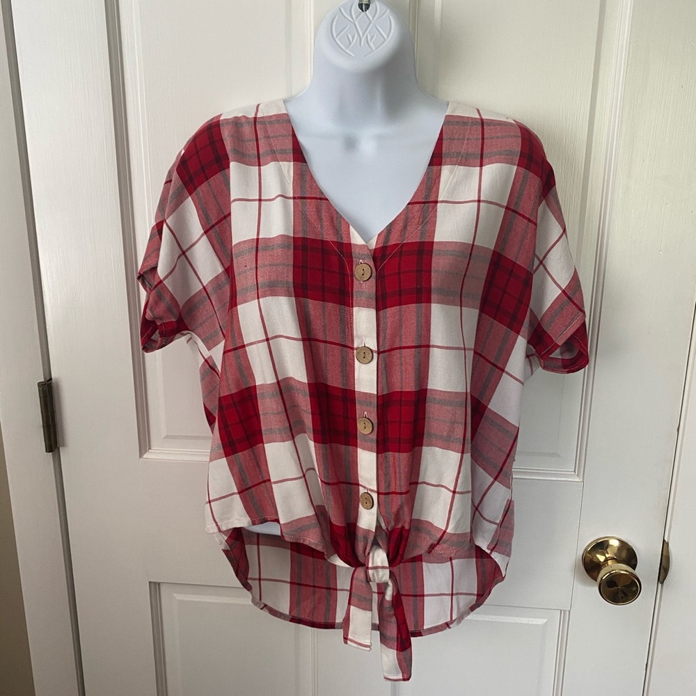 Plaid top